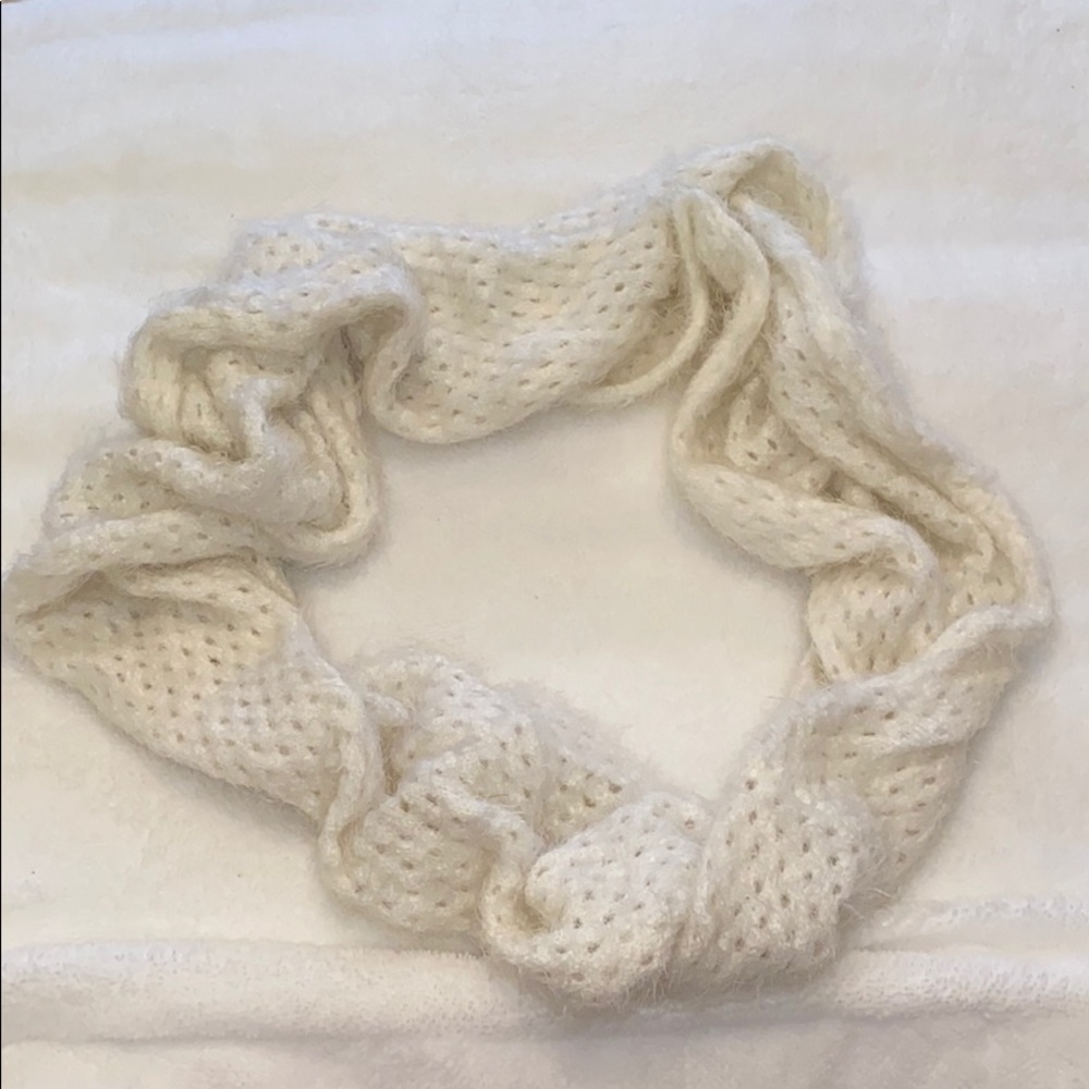 Super soft, white scarf